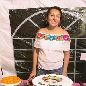 Meet your Posher, Sonia